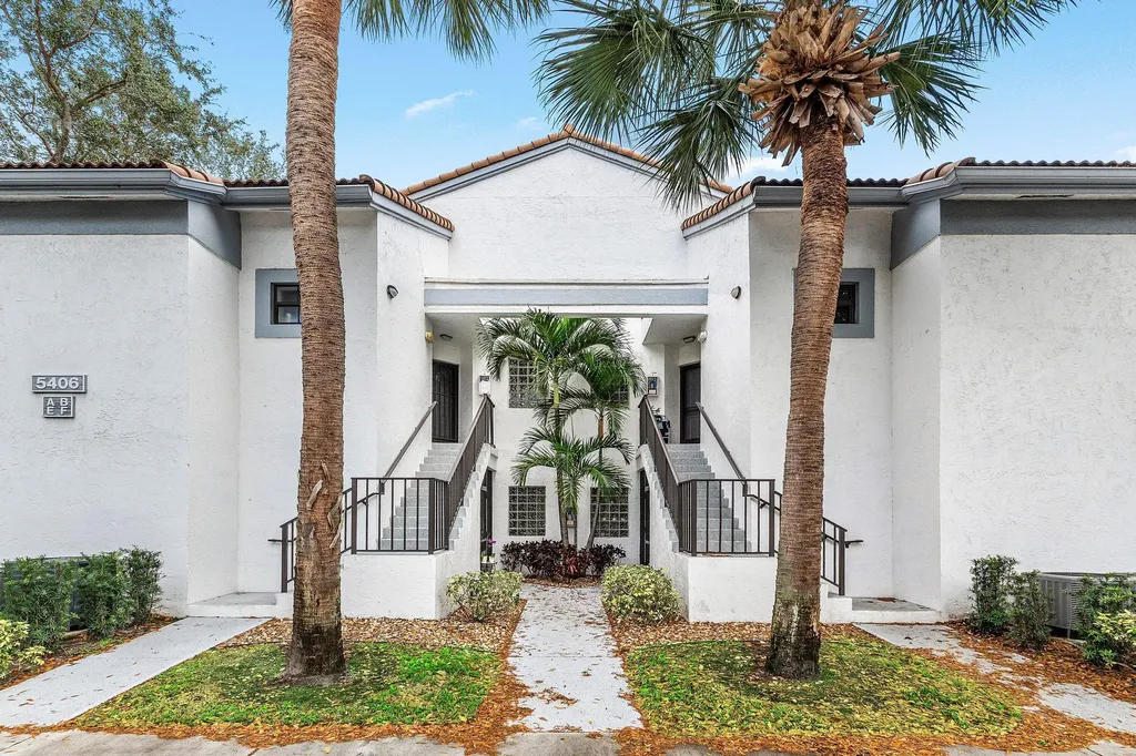 5406 Venetia Court Boynton Beach FL 33437