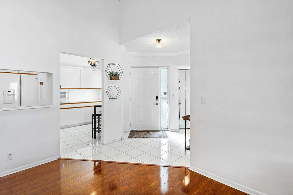 5406 Venetia Court Boynton Beach FL 33437