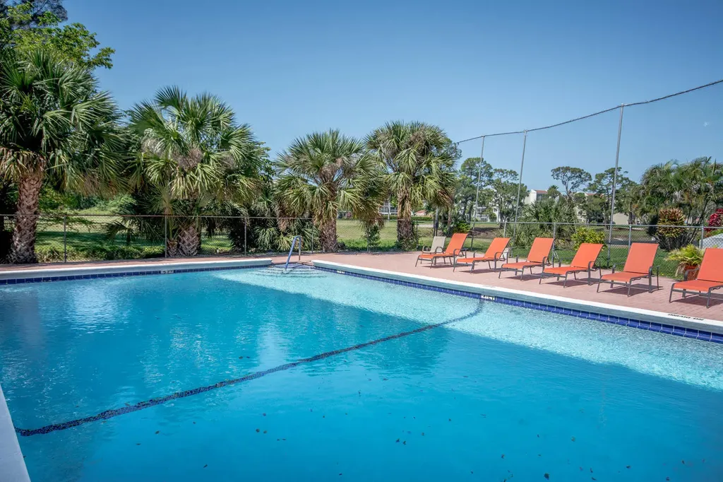3951 Via Poinciana Lake Worth FL 33467