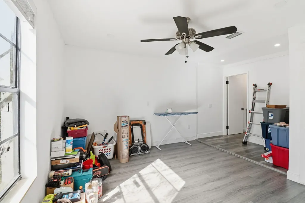 695 Dixie Lane West Palm Beach FL 33415