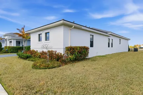 10212 SW Latium Way Port St Lucie FL 34987