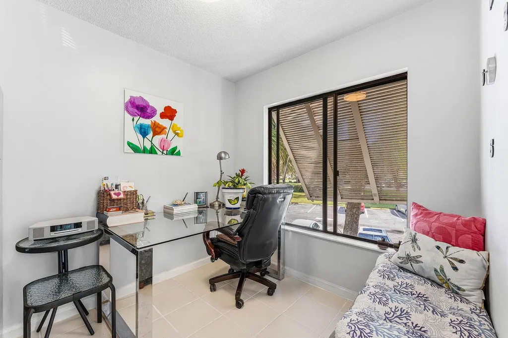 10155 Mangrove Drive Boynton Beach FL 33437