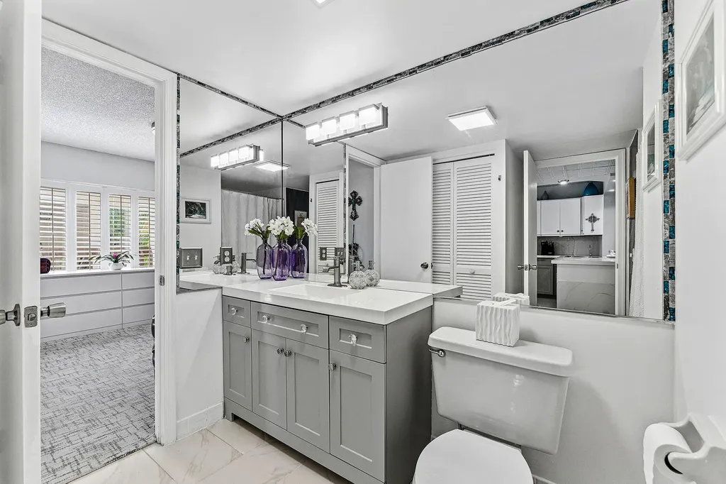 10155 Mangrove Drive Boynton Beach FL 33437