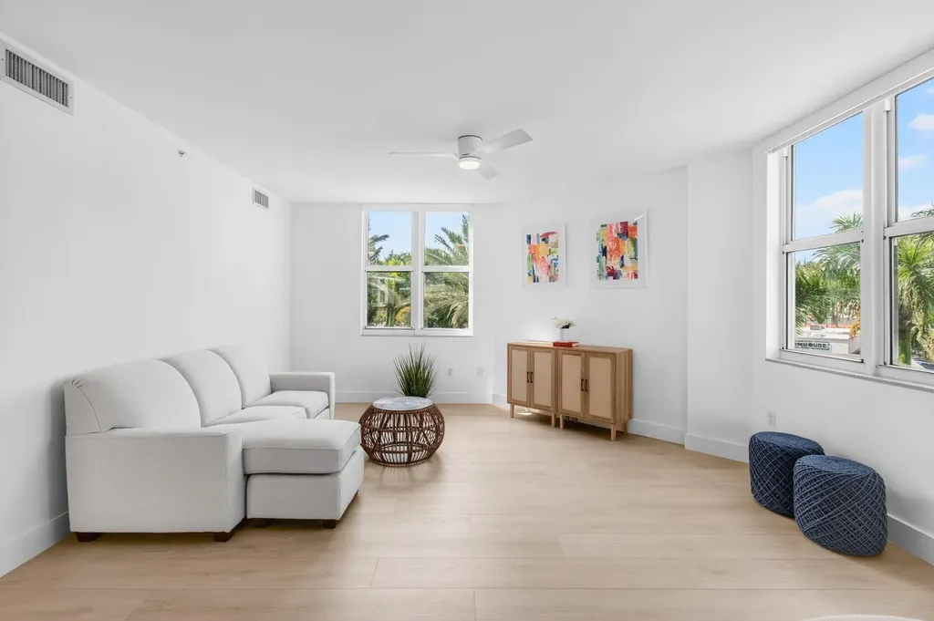 500 SE Mizner Boulevard SE Boca Raton FL 33432