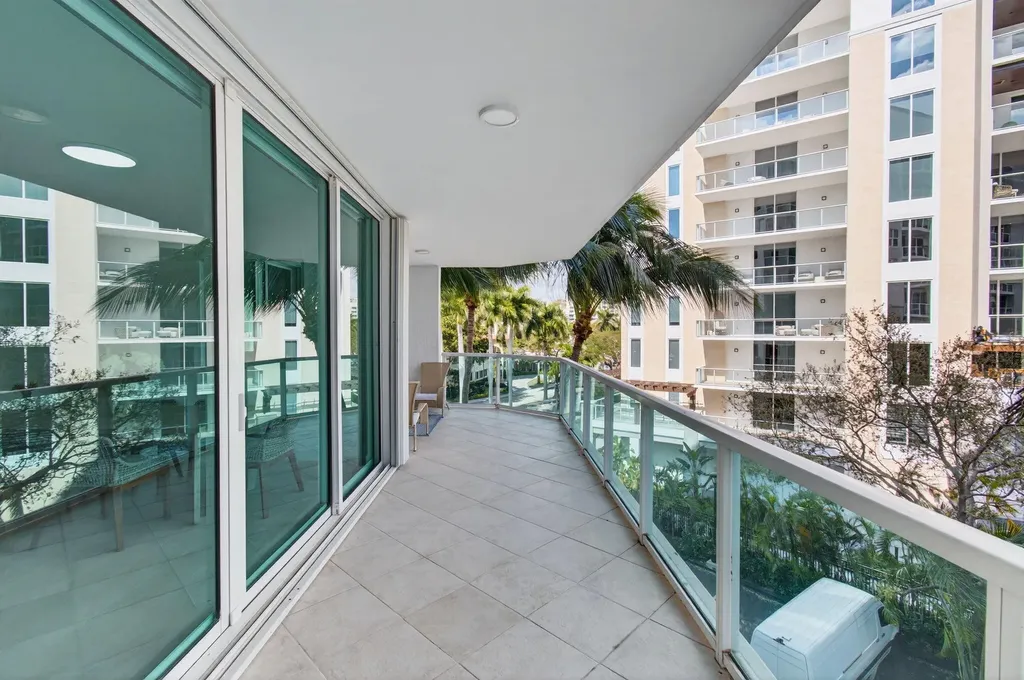 500 SE Mizner Boulevard SE Boca Raton FL 33432