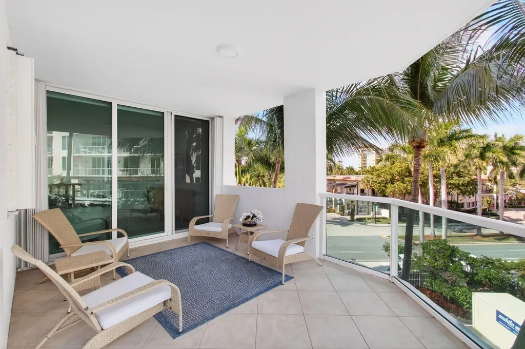 500 SE Mizner Boulevard SE Boca Raton FL 33432