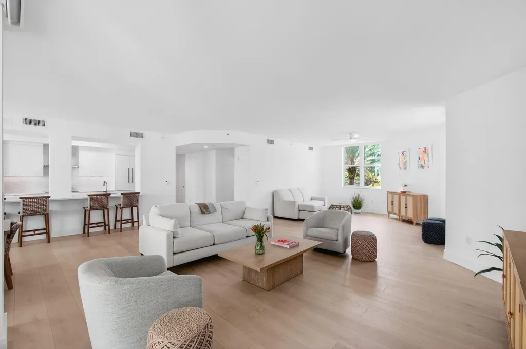 500 SE Mizner Boulevard SE Boca Raton FL 33432