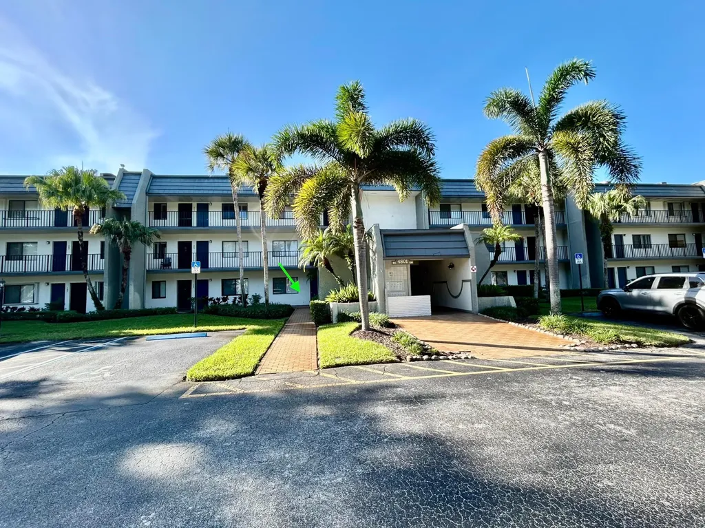 4801 Esedra Court Lake Worth FL 33467