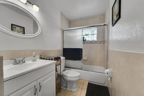 514 SW 73rd Avenue North Lauderdale FL 33068