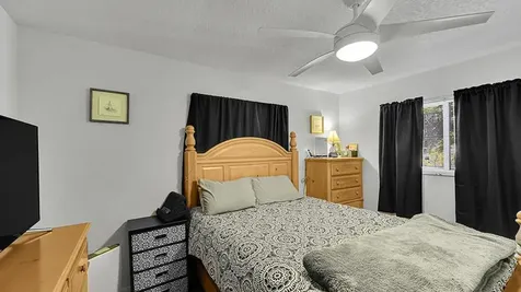 514 SW 73rd Avenue North Lauderdale FL 33068