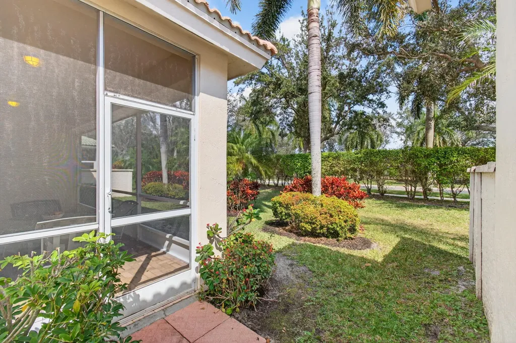 2320 Sapphire Circle West Palm Beach FL 33411