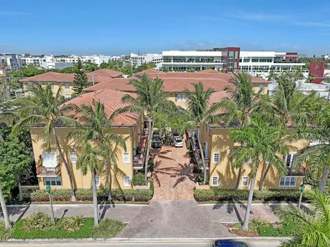 72 SE 6th Avenue Delray Beach FL 33483