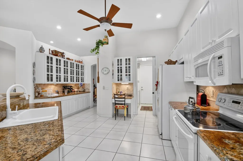 6715 Chimere Terrace Boynton Beach FL 33437