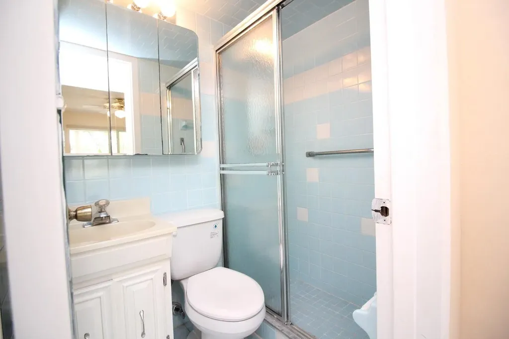 434 Fanshaw K Boca Raton FL 33434