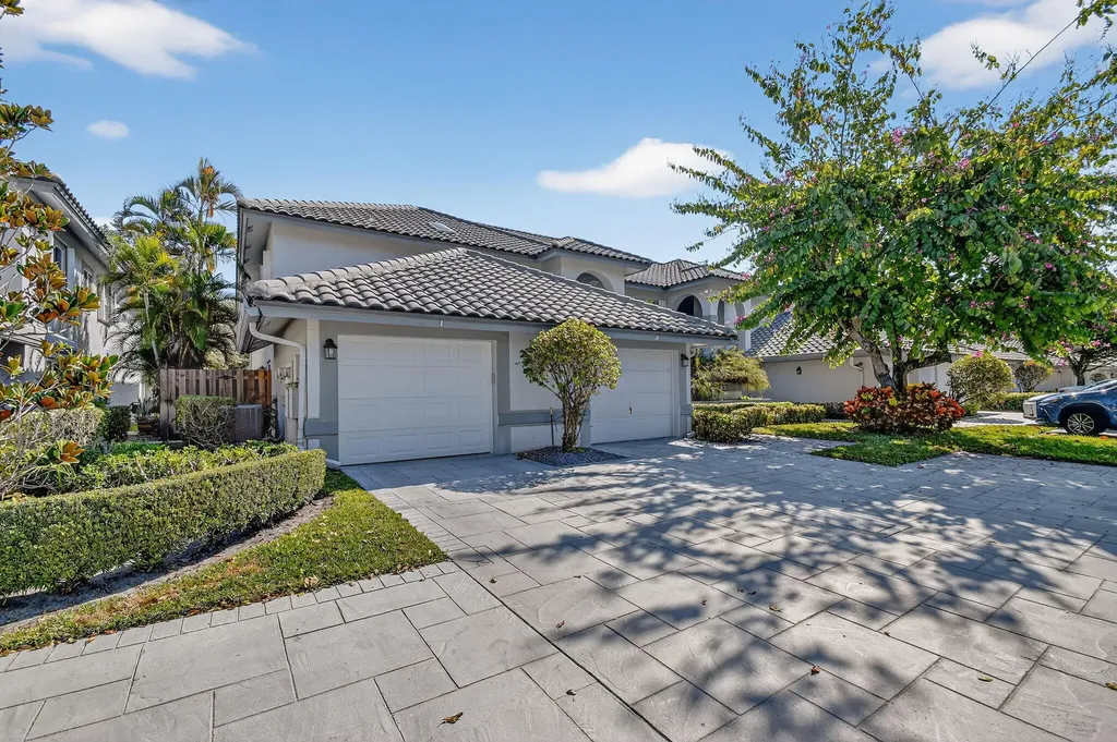 11683 Briarwood Circle Boynton Beach FL 33437
