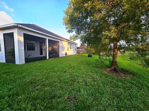 5915 NW Brianna Court Port St Lucie FL 34986