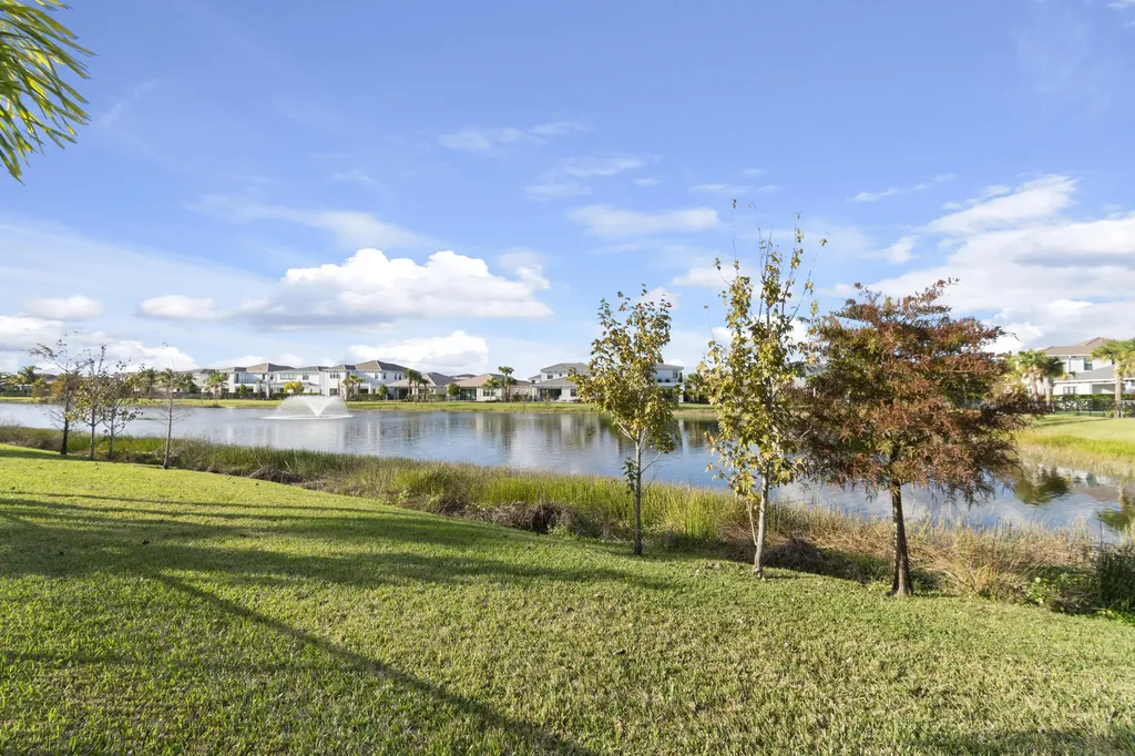 12510 Solana Bay Circle Palm Beach Gardens FL 33412