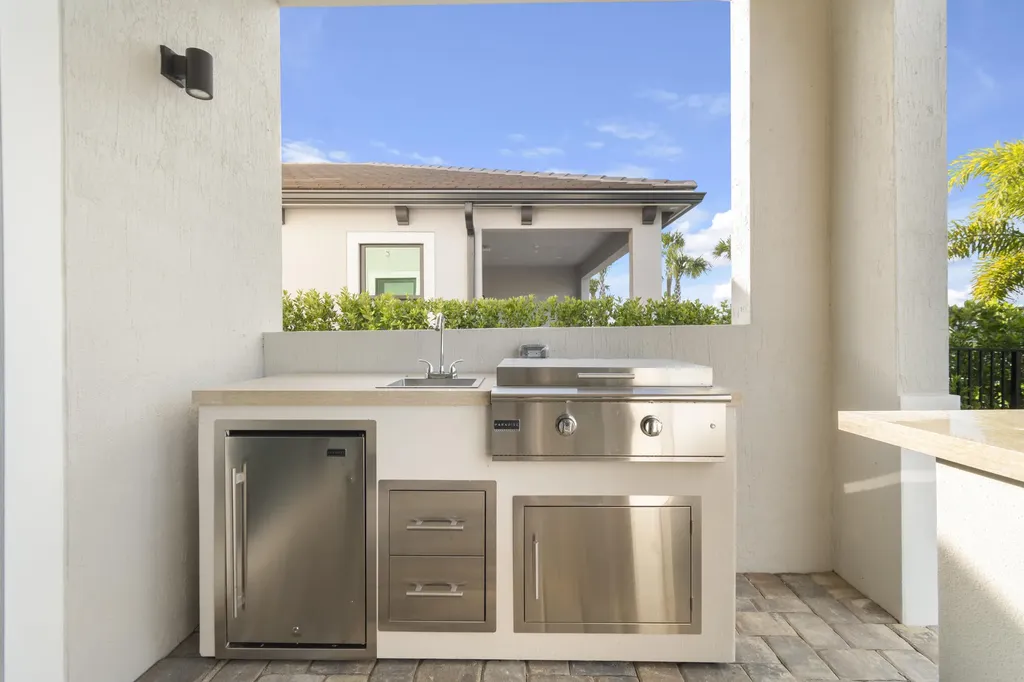 12510 Solana Bay Circle Palm Beach Gardens FL 33412