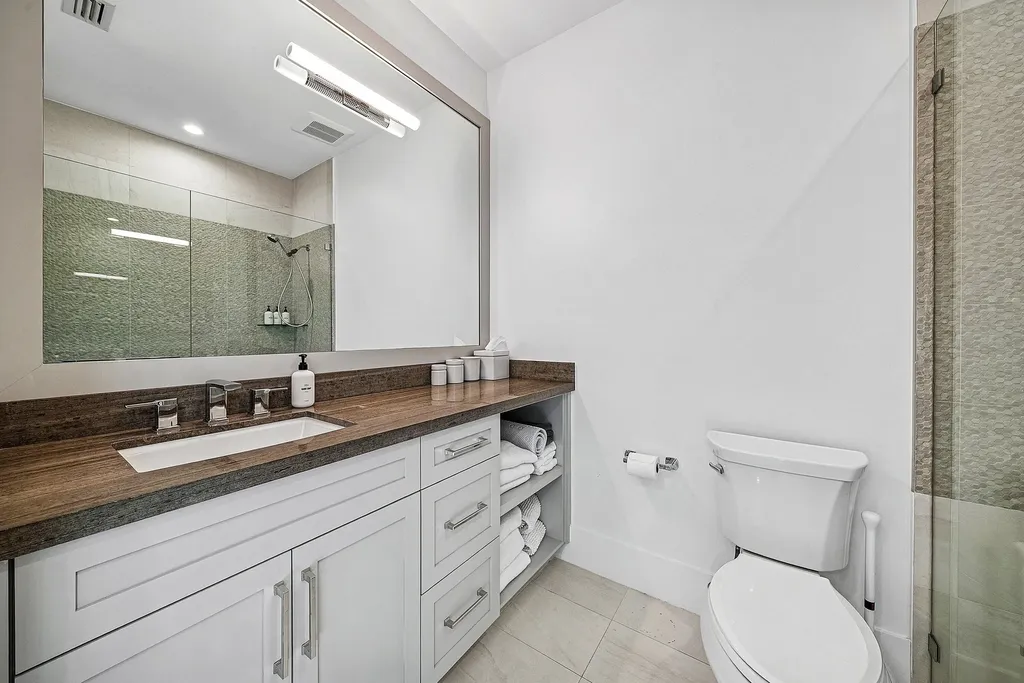 13765 Le Havre Drive Palm Beach Gardens FL 33410