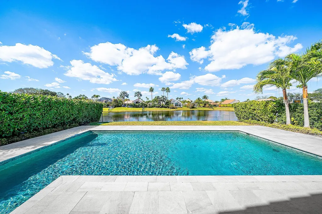 13765 Le Havre Drive Palm Beach Gardens FL 33410