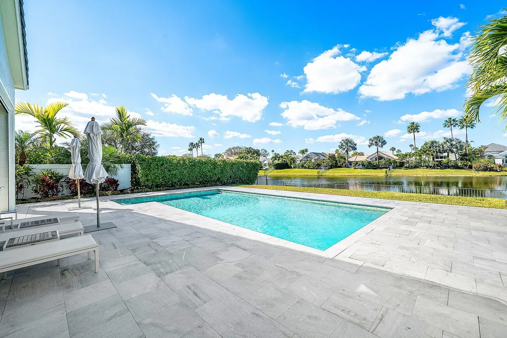 13765 Le Havre Drive Palm Beach Gardens FL 33410