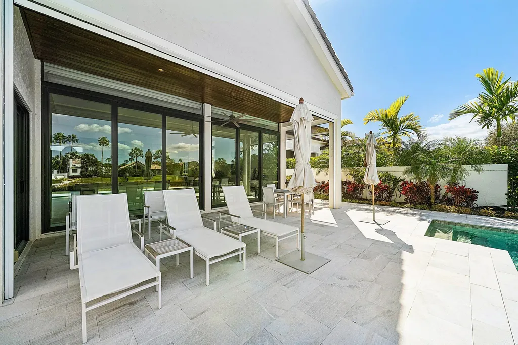 13765 Le Havre Drive Palm Beach Gardens FL 33410