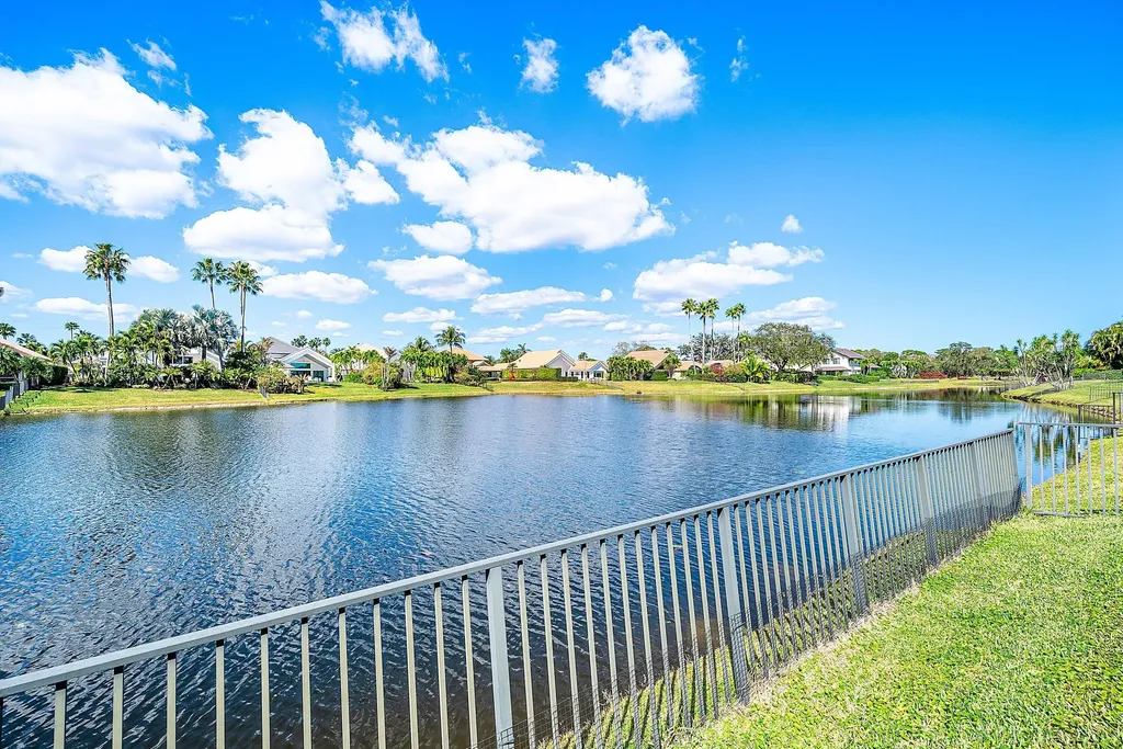 13765 Le Havre Drive Palm Beach Gardens FL 33410