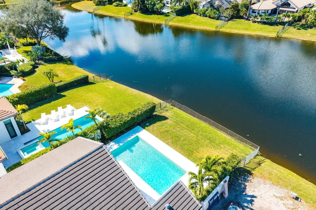 13765 Le Havre Drive Palm Beach Gardens FL 33410