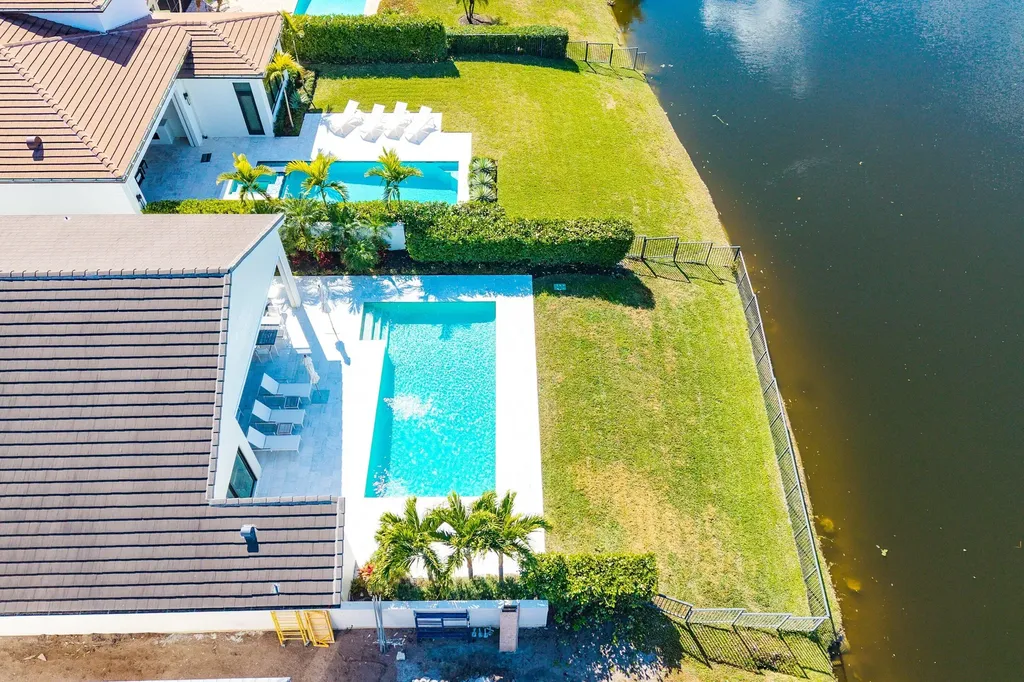 13765 Le Havre Drive Palm Beach Gardens FL 33410