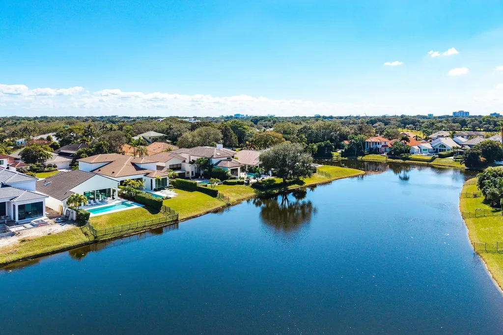 13765 Le Havre Drive Palm Beach Gardens FL 33410