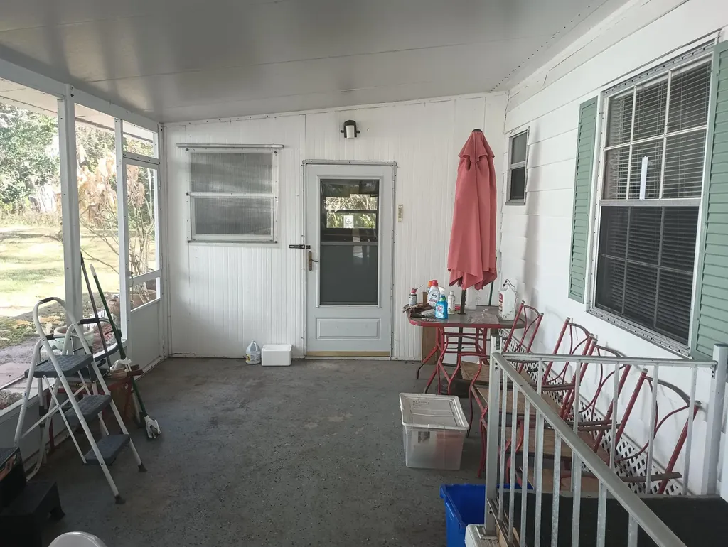 201 Cam Del Rio Port St Lucie FL 34952