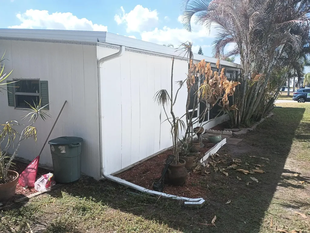 201 Cam Del Rio Port St Lucie FL 34952