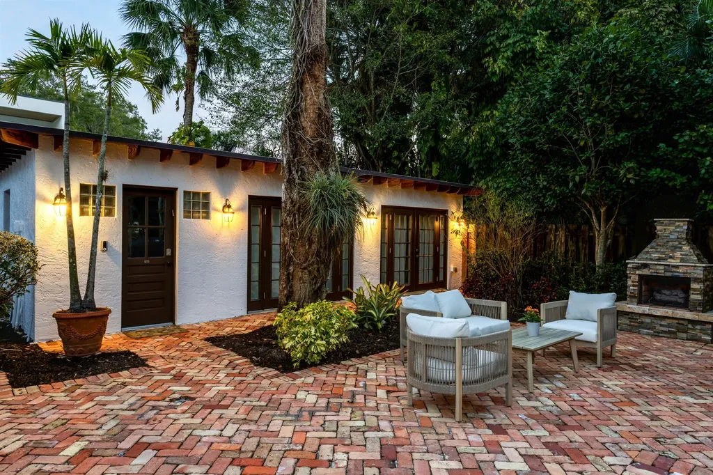 755 Alamanda Street Boca Raton FL 33486
