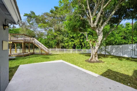 5363 NW 53rd Street Coconut Creek FL 33073