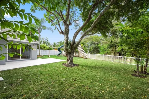 5363 NW 53rd Street Coconut Creek FL 33073