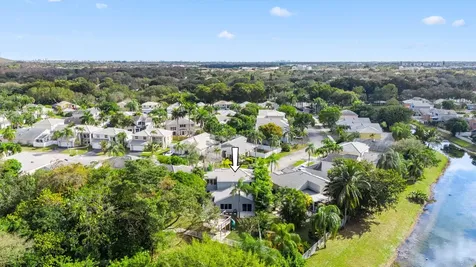 5363 NW 53rd Street Coconut Creek FL 33073