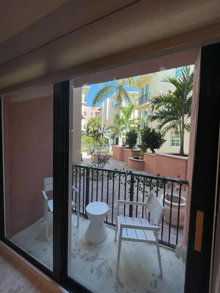 225 NE 1st Street Delray Beach FL 33444