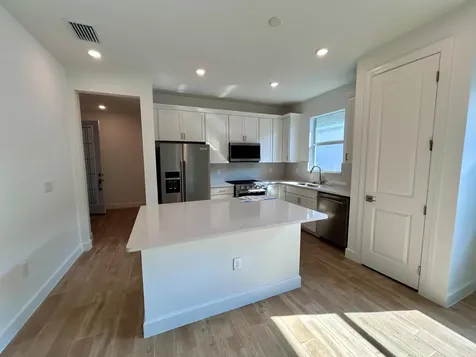 1587 Harper Way Vero Beach FL 32960