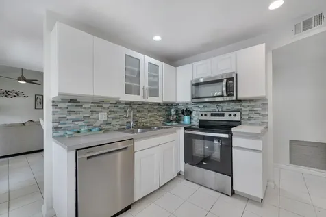 5521 Coach House Circle Boca Raton FL 33486