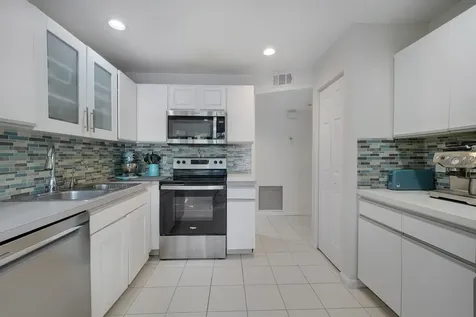 5521 Coach House Circle Boca Raton FL 33486