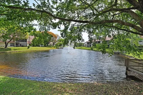 5521 Coach House Circle Boca Raton FL 33486
