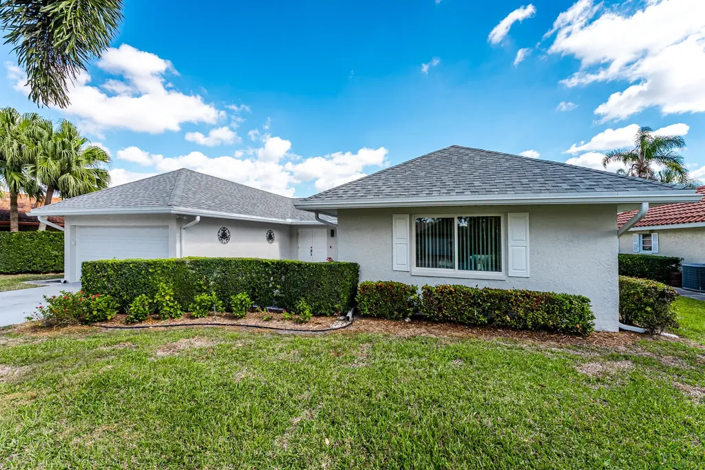 10370 Greentrail Drive N Boynton Beach FL 33436