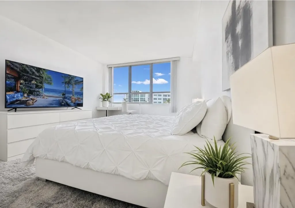 1500 Bay Road Miami Beach FL 33139