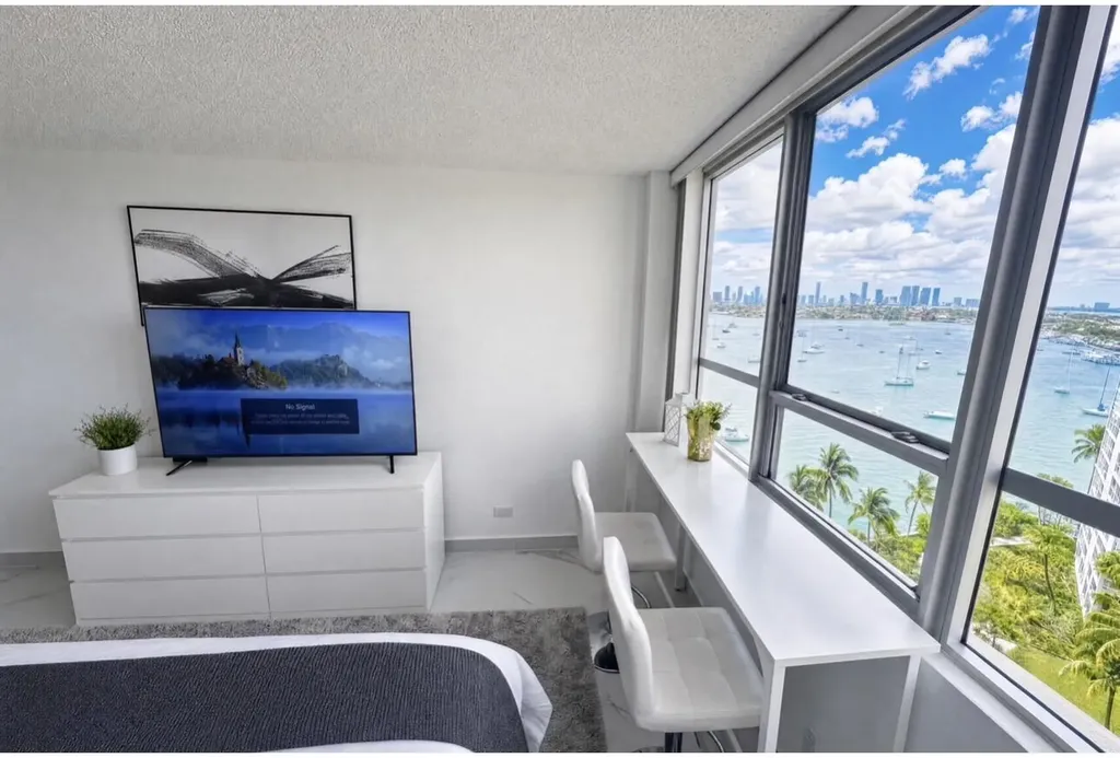 1500 Bay Road Miami Beach FL 33139
