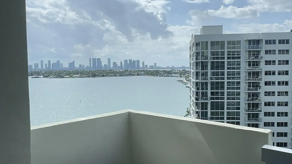1500 Bay Road Miami Beach FL 33139