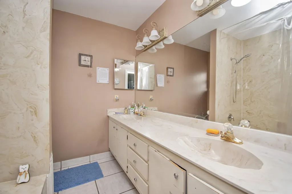 21566 Arbor Way Boca Raton FL 33433