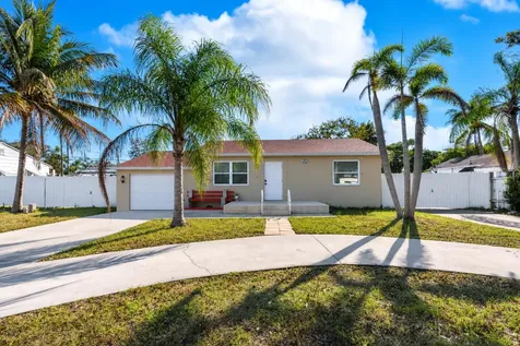 3914 Serubi Avenue Palm Springs FL 33461