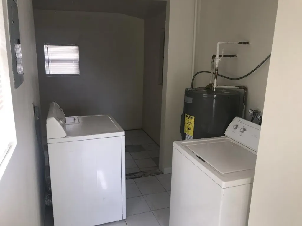 5320 Harriet Place West Palm Beach FL 33407