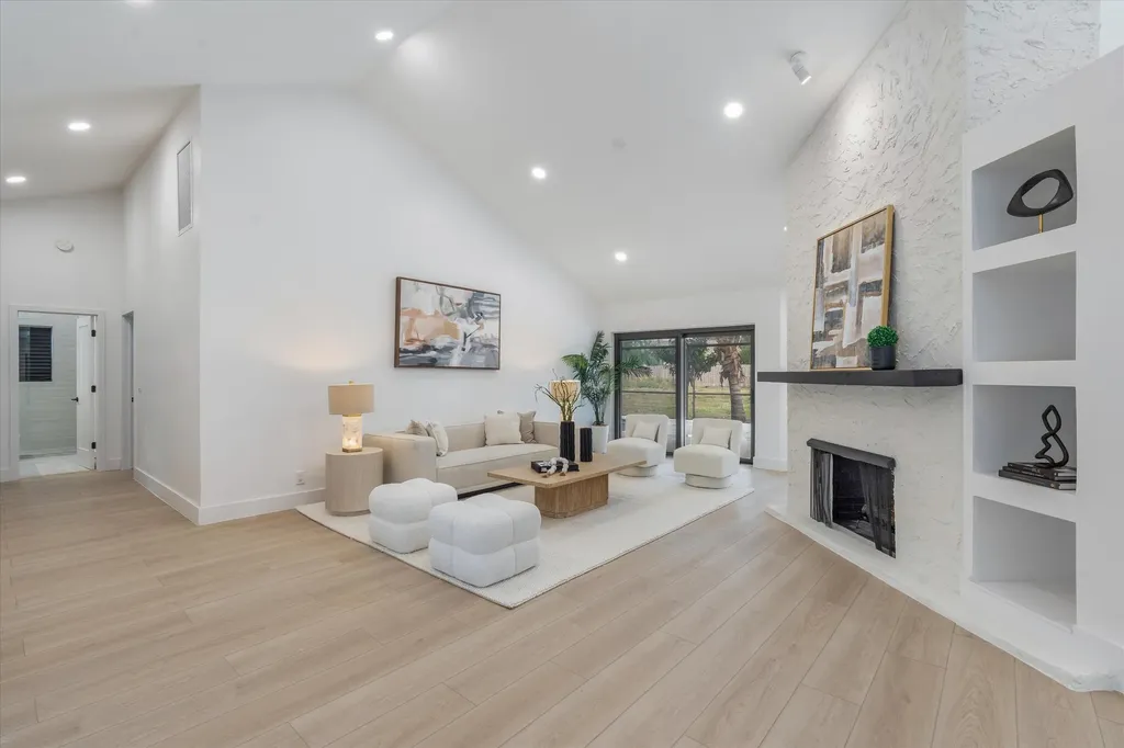 3093 NW 28th Terrace Boca Raton FL 33434