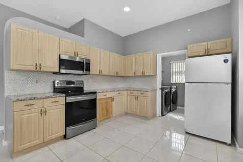 102 Brook Woode Court Royal Palm Beach FL 33411